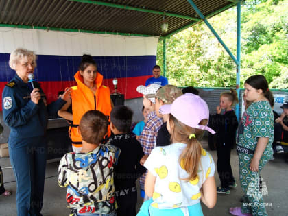 ДЕТЯМ О ВАЖНЫХ ПРАВИЛАХ ПОВЕДЕНИЯ НА ВОДЕ И НЕ ТОЛЬКО