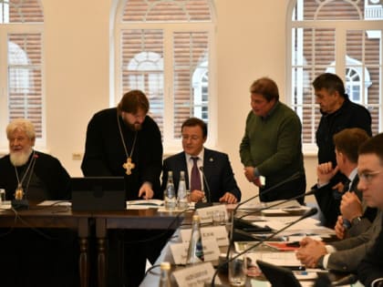 Дмитрий Азаров в день обретения Ташлинской иконы обсудил развитие духовно-просветительского комплекса