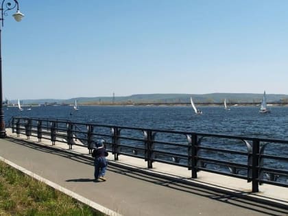 Продолжается благоустройство Комсомольской набережной