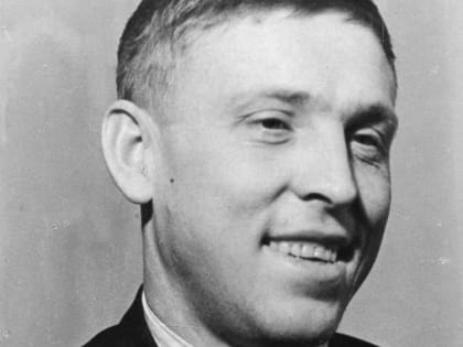 Дал стране угля! 87 лет назад шахтёр Алексей Стаханов в 14 раз превысил сменную нормы добычи