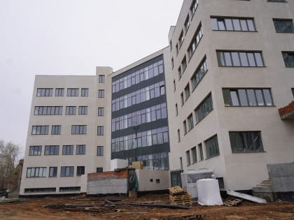 Виктор Кудряшов оценил ход строительства социальных объектов в Южном городе и Куйбышевском районе Самары