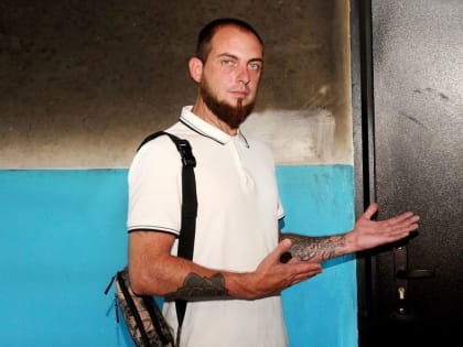 Без раздумий бросился в горящую квартиру