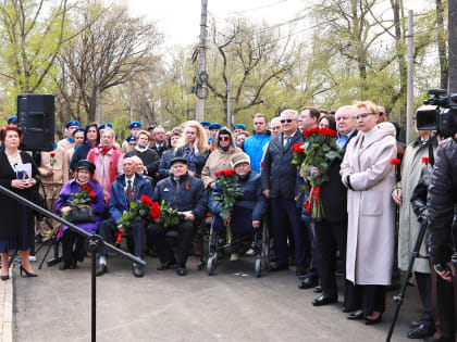 Бюст самарской «шоколадной леди»