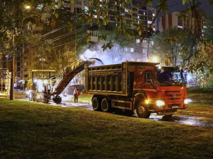 С учетом диагностики состояния проезжей части  и мнения общественности: улица Ерошевского  охвачена ремонтом на средства дорожного нацпроекта