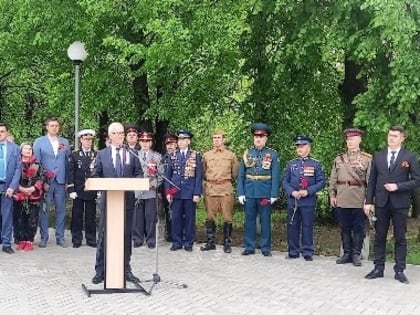 (мнение) «В память о тех, кого с нами нет, в честь всех, кто продолжает борьбу сегодня!»
