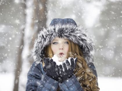 Россиянам раскрыли опасные последствия отказа от шапки в холодную погоду