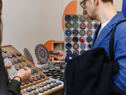 Самозанятым Самарской области помогут разработать упаковку для их продукции