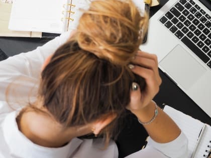 Названы болезни, которые заметны по состоянию волос