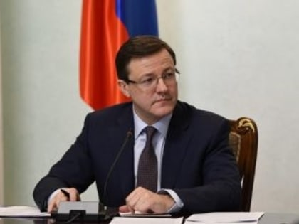 Губернатор Дмитрий Азаров встретился с членами Комитета семей воинов Отечества