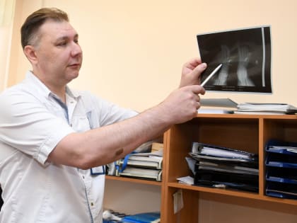 В Клиниках СамГМУ впервые провели малоинвазивную чрескожную операцию по исправлению деформации стопы