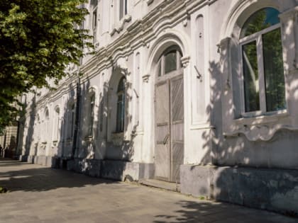 Городская управа и эвакогоспитали: история возрожденного нефтяного техникума Сызрани
