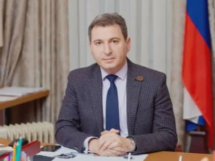 Экс-министр Бенян устроился на старую работу