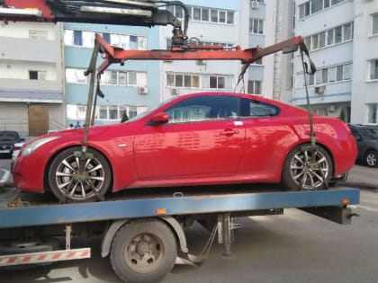 За долг по налогам у предпринимателя арестовали автомобиль