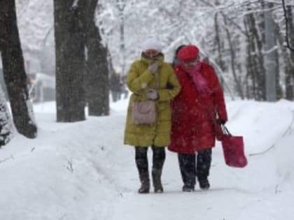 Пенсионный возраст до 2024 года составит 56,5 года для женщин и 61,5 года для мужчин 