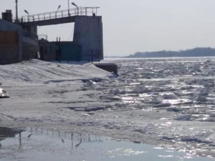 Между Самарой и Рождествено 25 марта ограничили движение судов на воздушной подушке