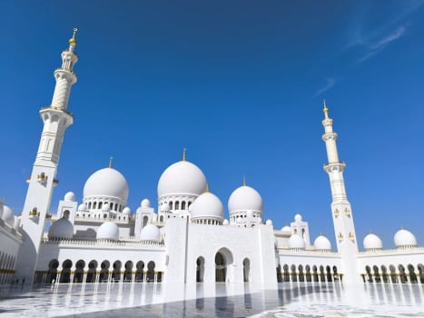 Abu Dhabi photo 4