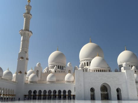 Abu Dhabi photo 2
