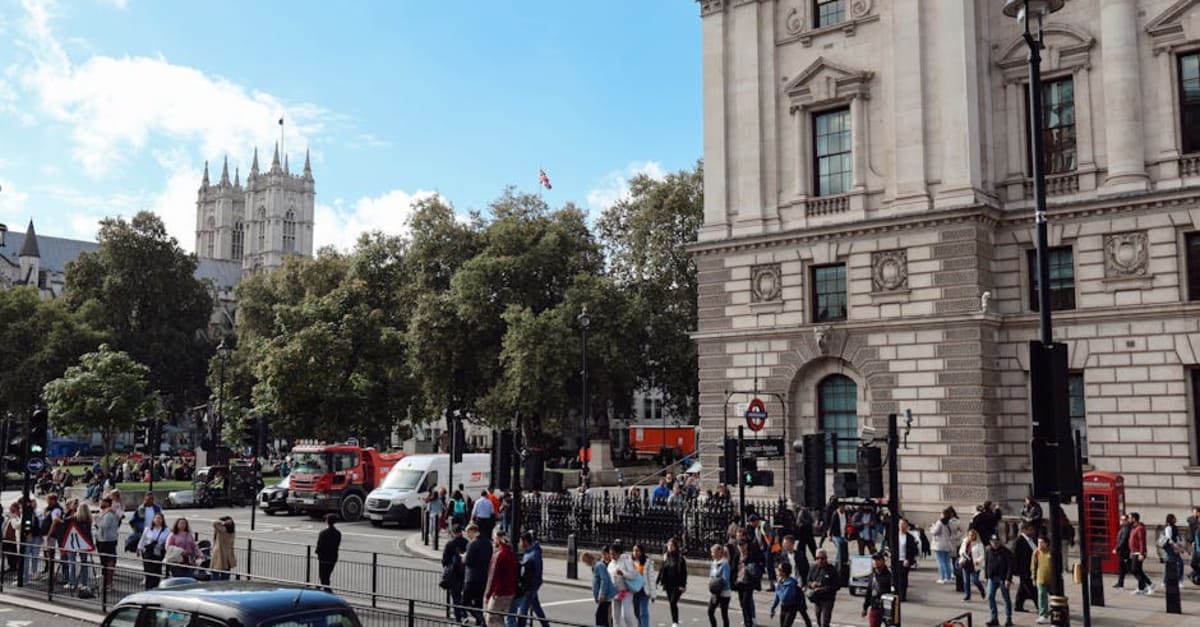 Budget-Friendly London Itinerary