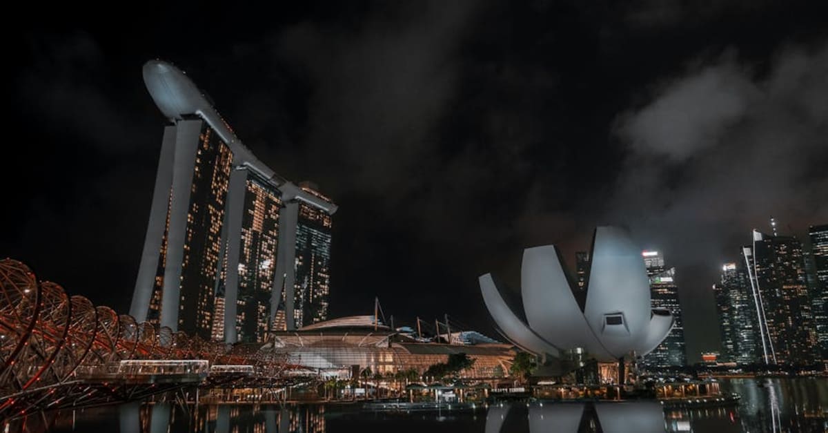 Best Hotels for Couples/Honeymoon in Singapore