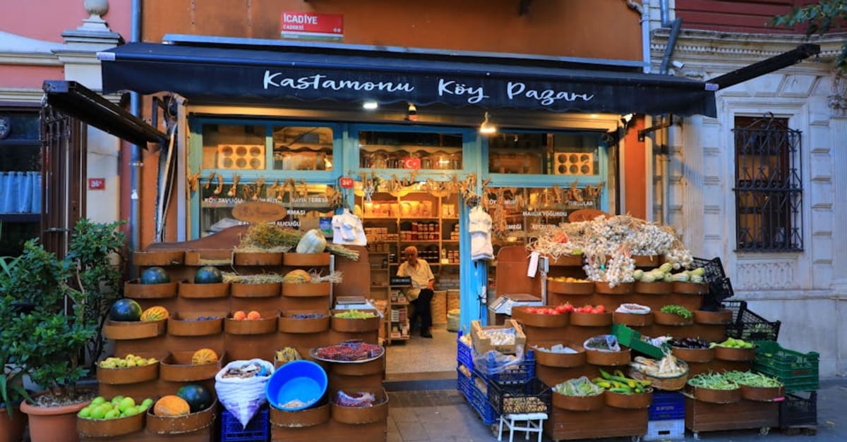 Local Markets in Istanbul