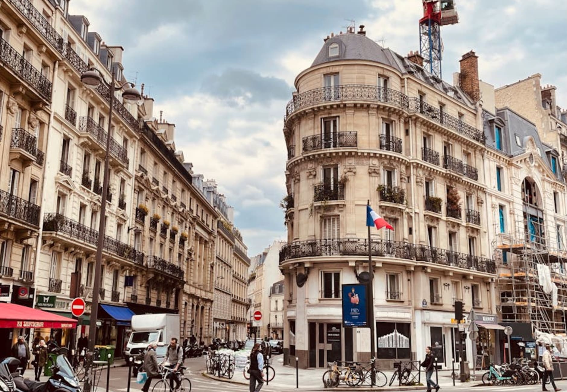 Paris - Comparisons