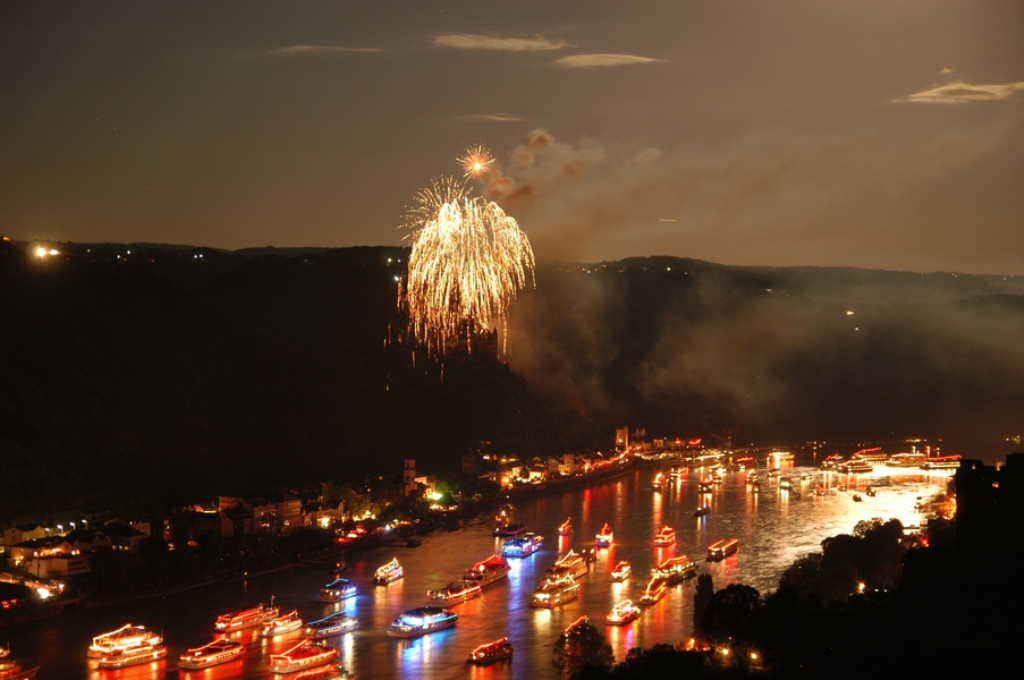Rhein in Flammen