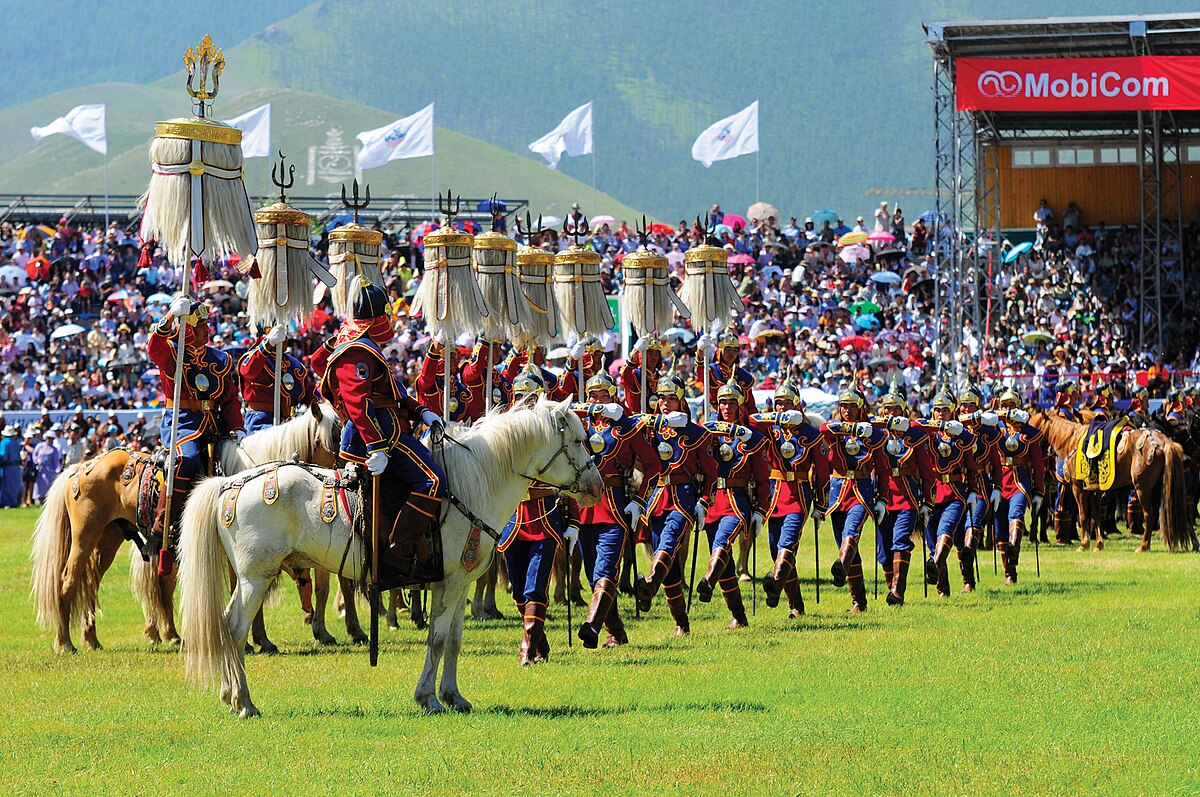Arqueros y luchadores mongoles en la estepa.