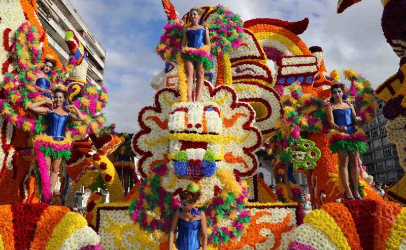 Carroza de dalias