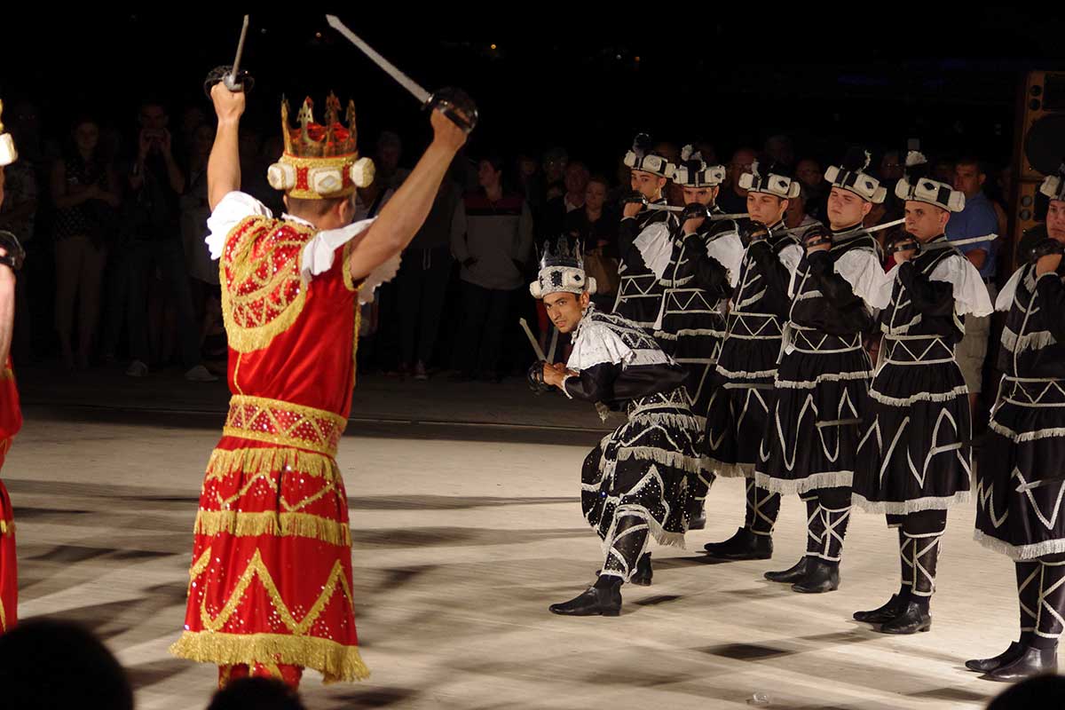 Moreška (Danza de Espadas)