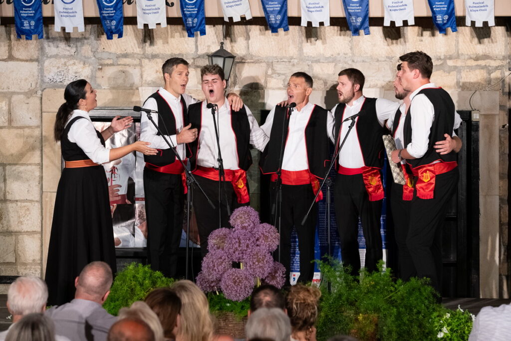 Omiš Festival of Dalmatian Klapa