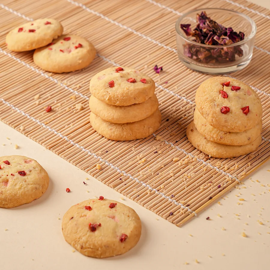 RoseCookiesBox1_900x_417a6626-6854-42d9-ade3-7307d598333d.png