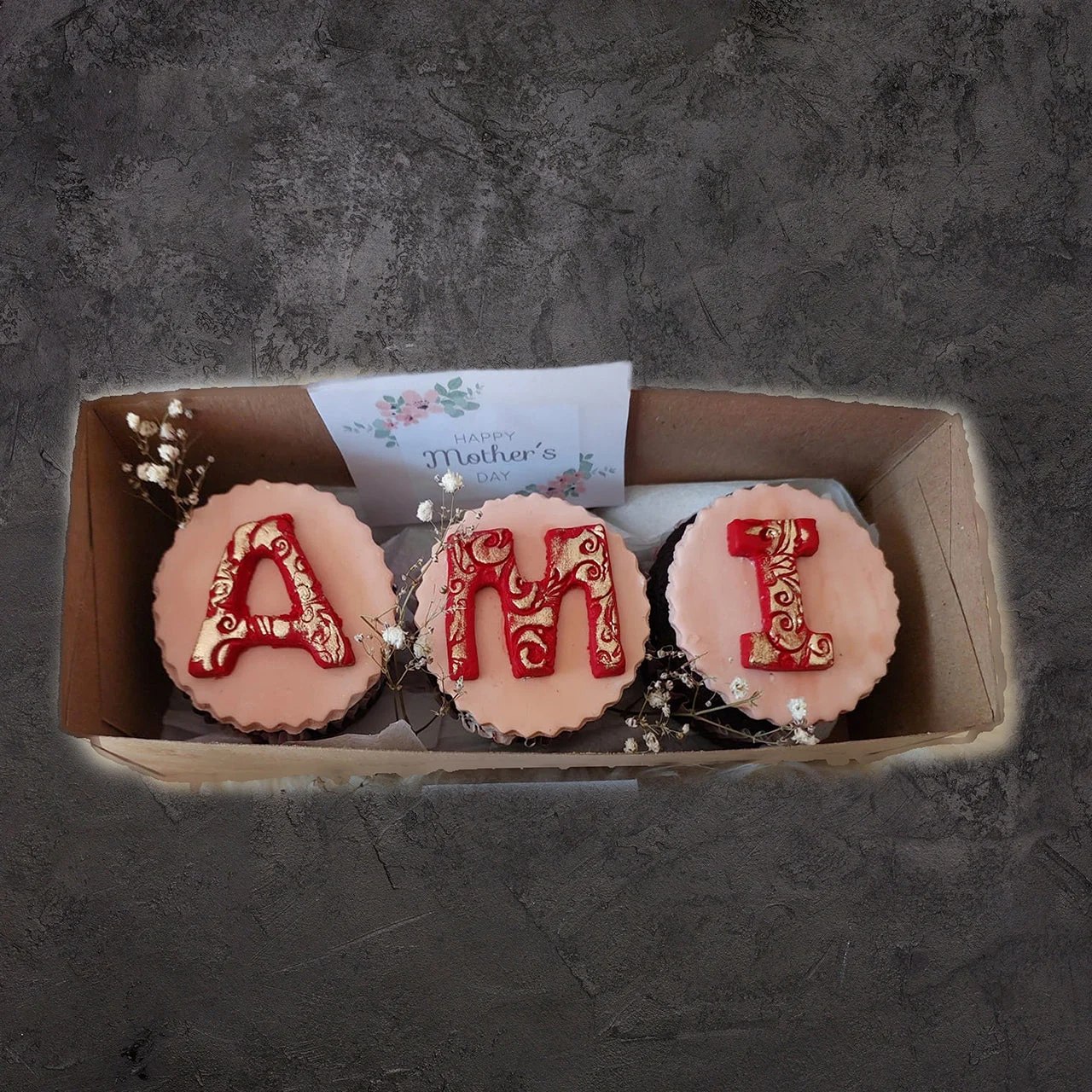 AmiThemedCupcakes.jpg