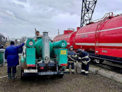 Пожарные поезда привозят жителям Орска техническую воду