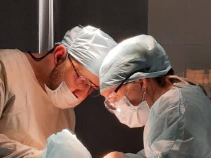 Оренбургские врачи заменили часть раздробленного черепа титановой платиной
