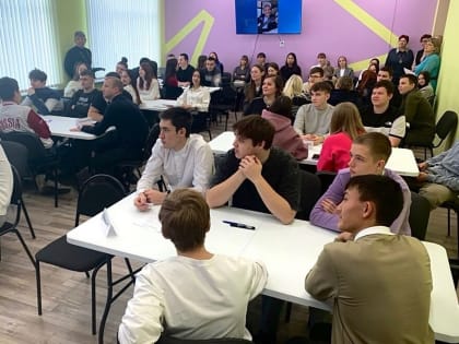 Профсоюзная мастерская патриотов труда в Гае