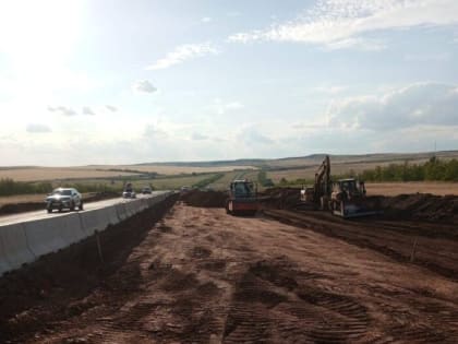В Переволоцком районе идут работы по расширению трассы М-5 «Урал» до четырех полос