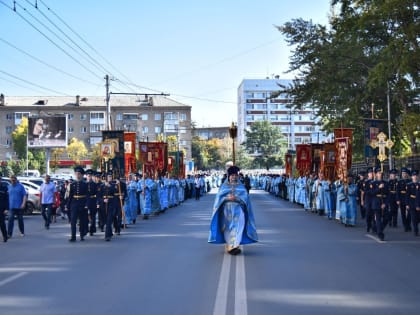 В Оренбурге прошёл крестный ход с чтимым списком Табынской иконы Божией Матери
