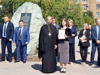 Епископ Ириней посещает учебные заведения в Орске