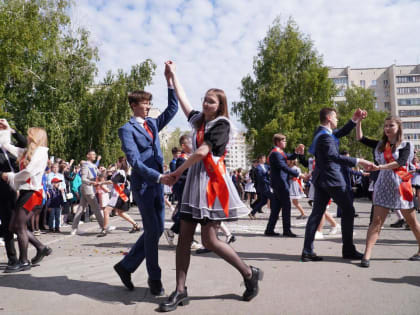 25 мая во всех школах Оренбуржья прозвенели последние звонки