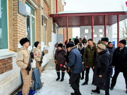 В Адамовском районе прошло открытие мемориальных досок