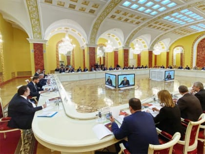 В Оренбурге представители 14 регионов ПФО обсудили этноконфессиональные отношения