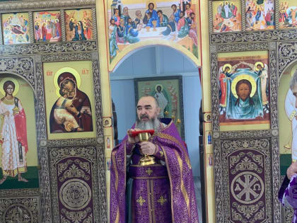 ЛИТУРГИЯ ПРЕЖДЕОСВЯЩЕННЫХ ДАРОВ В КУРУИЛЬСКОМ ХРАМЕ ВО ИМЯ ВМЧ. ДИМИТРИЯ СОЛУНСКОГО