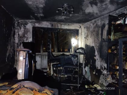 На пожаре в Оренбурге спасли 17 человек, из которых 7 — дети