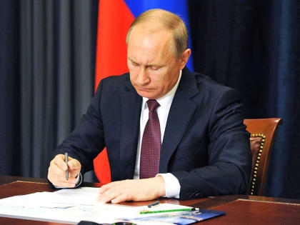 Путин обсудит с правительством развитие пунктов пропуска через госграницу. Поговорят и об Оренбурге