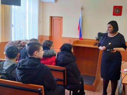 Учащиеся СОШ № 62 г. Оренбурга с визитом в суд