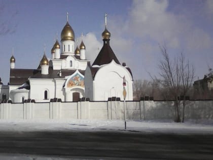 ЕПИСКОП ОРСКИЙ И ГАЙСКИЙ ИРИНЕЙ ВОЗГЛАВИЛ НОЧНУЮ ЛИТУРГИЮ В СВЯТО-ГЕОРГИЕВСКОМ КАФЕДРАЛЬНОМ СОБОРЕ
