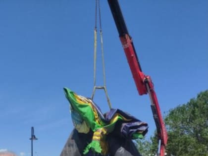 Оренбуржцы добились изъятия опасного надувного батута