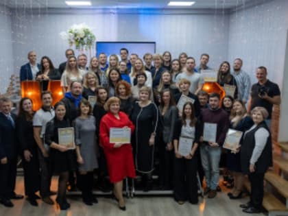 Более 100 оренбургских активистов получили награды за успехи в реализации молодежной политики города