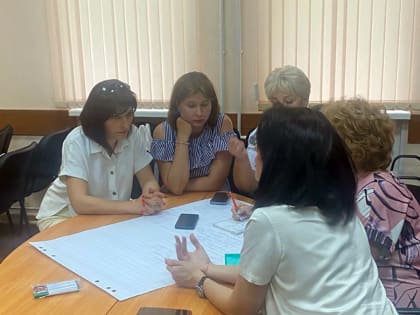 Орчан обучали спикеры из столицы