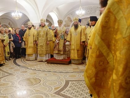 Богослужение в честь равноапостольного князя Владимира